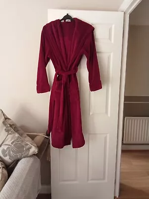 Ladies LINEA BURGUNDY HOODED DRESSING GOWN S/M  From HOUSE OF FRASER  • £12.95