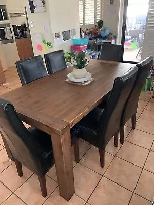 Dining Table - Solid Timber 6 Seater • $250