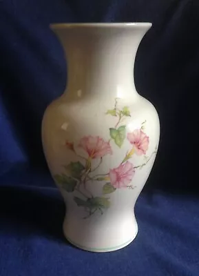 Sadler.  A Fine Vase. Floral. • £5