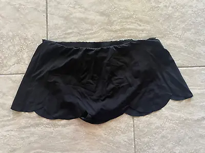 Eco Swim Black Size 10 Scalloped Hem Swim Skirt EUC RN 40168 Free Shipping • $12.99