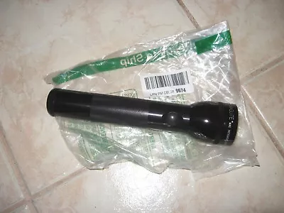 OPEN BOX Maglite S2D016 Black Heavy Duty 2 D Cell Professional Flashlight Light • $28.35