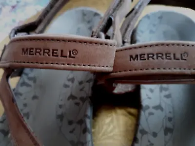 Gorgeous MERRELL Tan Brown LOGO Women Size 9 Open Toe Thong STRAP Sandals • $30