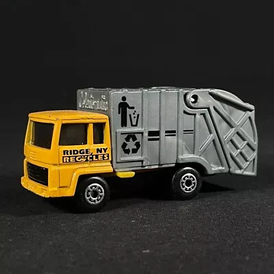 Matchbox Superfast Refuse Truck RIDGENY Recycle Yellow Diecast NICE • $5.99