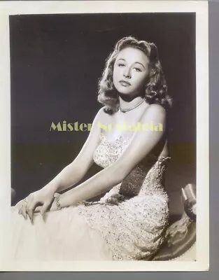 Vera Ralston Original Studio Portrait Republic Pictures Vintage 1943 Photo • $14.99