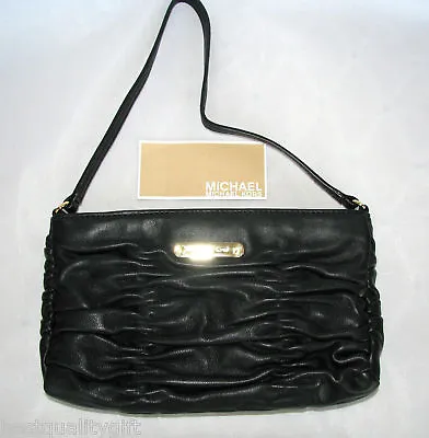 New Michael Kors Black Leather Webster Wristletbag • $104.99