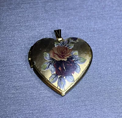 Vintage Floral Painted Heart Locket Pendant • $24.99