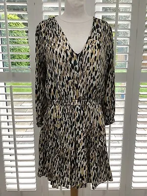 Velvet By Graham & Spencer Dress Size Small • £18