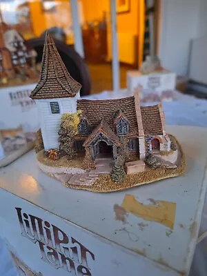 Lilliput Lane Cottages Boxed Greensted Church • £16