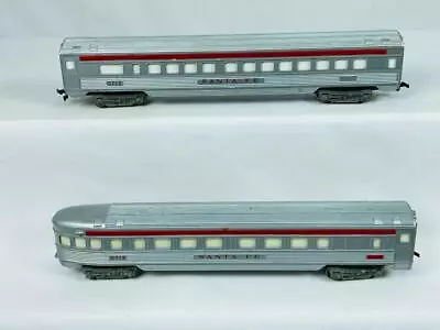 2 Lionel HO Santa Fe Passenger Cars - Postwar • $22.95