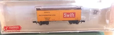 Roundhouse 86801 N Scale 36' Old Time Meat Reefer SWIFT SRLX6723   MIB • $14.50