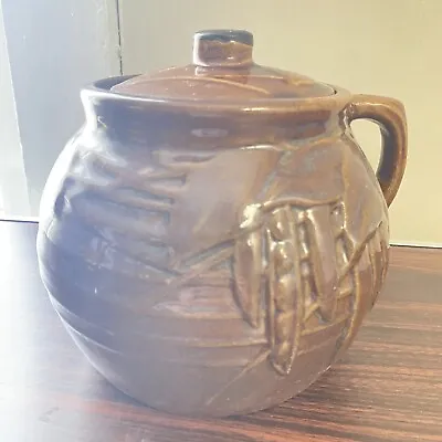 McCoy Vintage Pea Pod/ Bean Pot #5608~ Brown Glaze Jar With Lid & Handle • $17.99