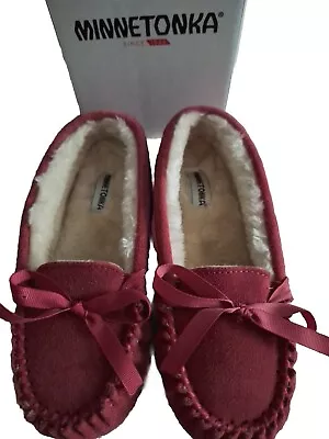 Minnetonka Moccasins Slipper Girls Sherpa Lined Leather Upper Suede Pink Size 3  • £18.64