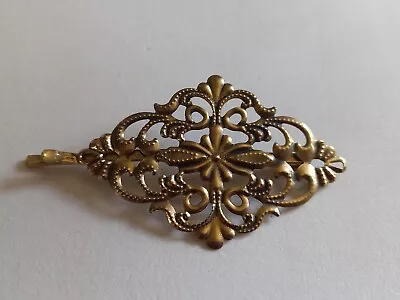 Beautiful Detailed Golden Coloured Flower Pattern Hair Clasp Slider • £4.79