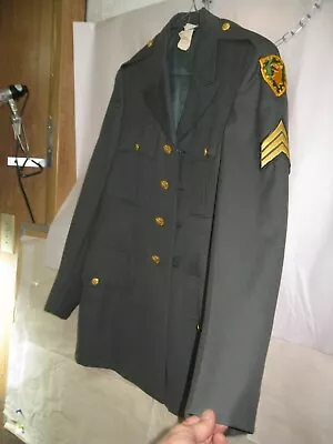 Vietnam Era Military Dress Jacket W/Griffin Patch 15th Military Police Brigade • $25