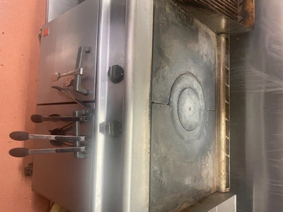 £500 • Buy Falcon Dominator Solid Top With Large Single Central Ring Burner Gas Range. 