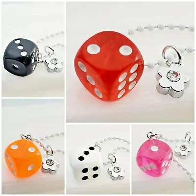 Lucky Dice Novelty Keyring Keychain Gift • £2.99