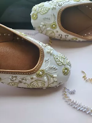 Punjabi Jutti Indian Shoes Women White Gold Thread Slipon US Size Feminine style • $29.99