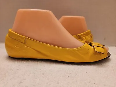 Michael Kors Womans Yellow Leather Open Toe Flate Shoes 6.5M • $24.99