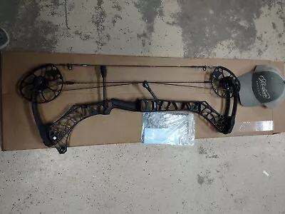 Mathews V3 31 RH Black Finish 60lbs 30  Draw Length New Never Setup • $850