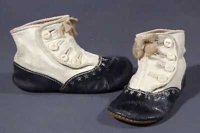 Antique Baby Childs Black & White 4 Button Shoes Boots W/Tassels Star Cutouts • $25