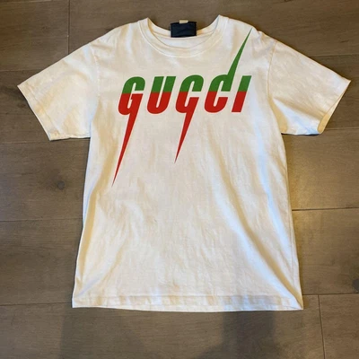 $754.91 • Buy GUCCI Blade Logo Short Sleeve T-shirt Size S Ivory Authentic Men Used From Japan