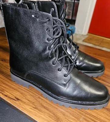 Womens Sz 11 Black Banana Republic Lace Up Boot Military Style With Inner Zipper • $34.99