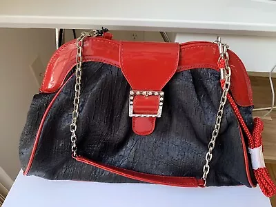 Y & S Savanna Purse Bag Black & Red; Size Approx. H -7.5 Bottom 13x4.5; • $25