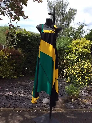 Jamaican Flag Colour Print Smock Dress......14-18 • £36.99