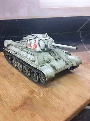 £70 • Buy 1/35 Soviet T34/76 Leningrad Winter 1943/44 Model Tank Kit Built And Painted