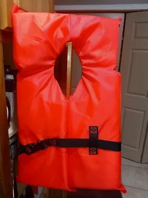 Stearns Adult Universal Orange Life Vest Model - 152-05 • $25