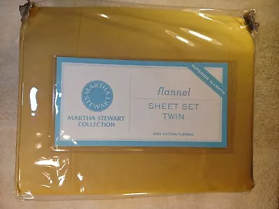 Martha Stewart Collection Savanna/Solid Flannel Twin Sheet Set • $41.99