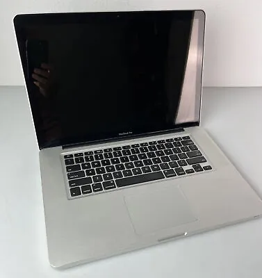 MacBook Pro 15” Mid 2010 *For Parts* • $40
