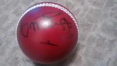 $99 • Buy Curtly Ambrose Signed Cricket Ball/Bat West Indies Signed Cricket Bat