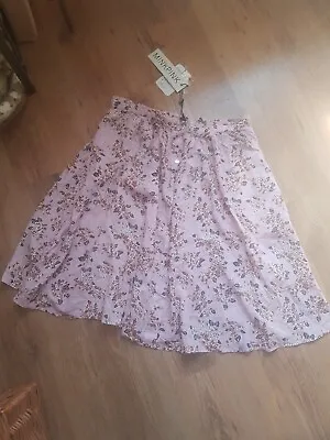 Ladies MINK PINK  Skirt Size M (10) 28 Inch. BNWT.Knee Length • $24.84