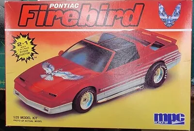 MPC 1987 Pontiac Firebird 1/25 Model Kit 2 In 1 Complete  • $15.01