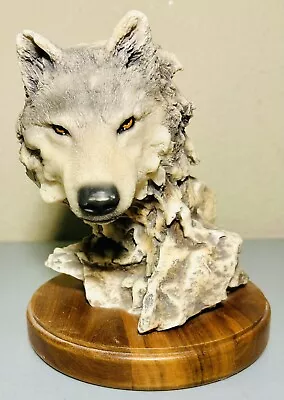 Vtg MILL CREEK STUDIOS Wolf Sculpture Statue  Focused Prey  #7104 Figurine 4 LBs • $31.49