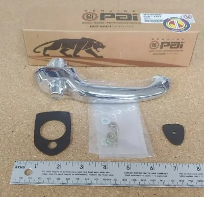 Door Handle For Mack R/RB/RD/RW/DM/DMM/U Models. FHD-4491 Ref# 55QS32 25136974  • $85