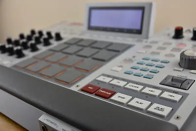 Akai Mpc Renaissance Sequencer Sampler Midi Controller With Psu & Usb • £285