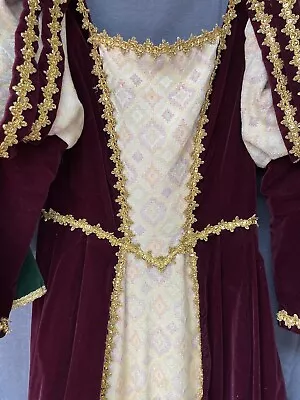 Burgundy-Medieval Court Lady In Waiting/princess Excellent Condition Adult Sm. • $125