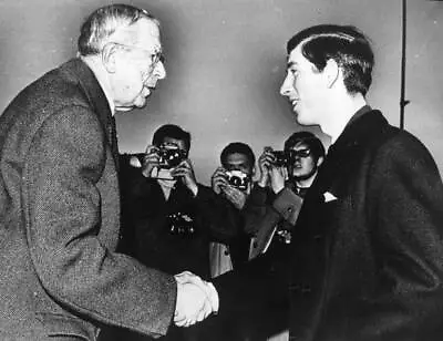 Prince Of Wales Shakes Hands With Gustav VI Adolf 1969 OLD PHOTO • $5.87