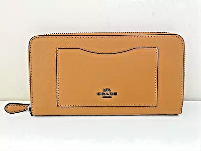 Coach Large Leather Zip Purse Mustard Yellow Never Been Used • £26