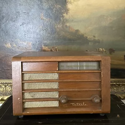 Vintage 1946’s Detrola Radio Model 571 Walnut Wood Cabinet • $59.99