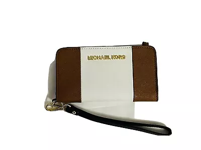 Michael Kors Hamilton Wallet • $43