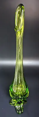 Vintage Viking Epic Drape Avocado Green Glass 3-Toe/Foil Swung Vase (13 ) • $72