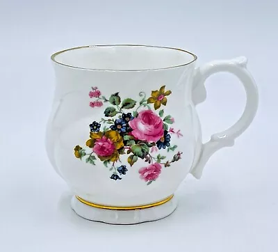 Royal Castle Fine Bone China Hand Painted Pink Floral Roses Gold Trim Teacup EUC • £6.33