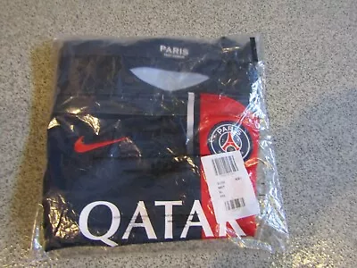 Paris Qatar Airways Nike Top Size Xl New  Free P&p • £6