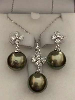£320 • Buy South Sea Pearl Necklace & Earrings Set