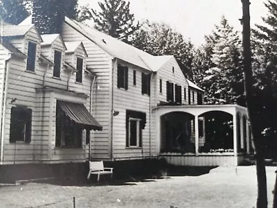 Vintage (RPPC). Sherwood Inn. Muskoka Post Carling. ON Canada (N23) • $9.73