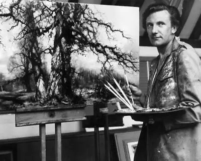 David Shepherd Artist In His Studio With His Painting Called B- 1968 Old Photo • £5.58