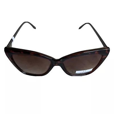 Halston HWS15 Tortoise Cat Eye Sunglasses NWT • $26.99